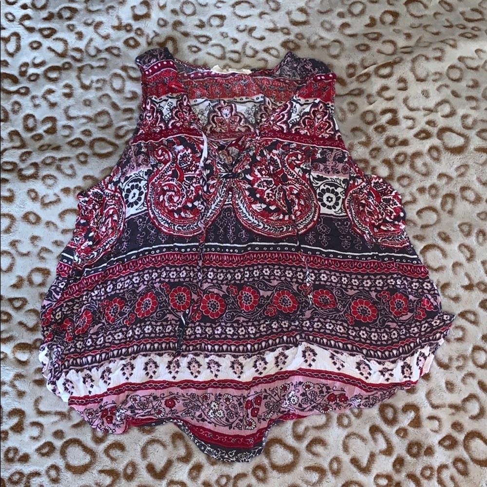 Paisley super cute crop too with ties in front!